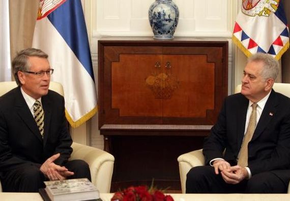 Beograd, 10.4.2014. god. Predsednik Nikolić sa Aleksandrom Čepurinom ambasadorom Ruske Federacije u Beogradu.