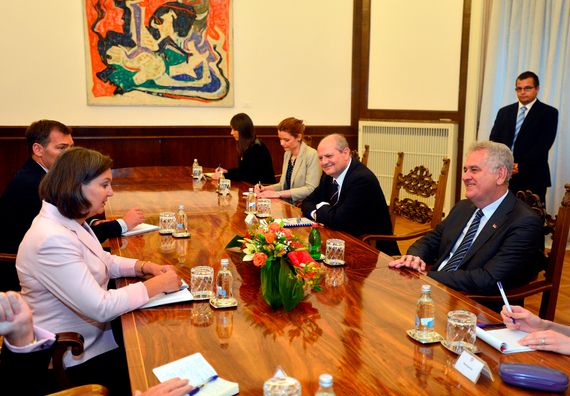 Beograd, 13.7.2014. god, Predsednik Nikolić sa pomoćnikom državnog sekretara SAD za Evropu i Evroaziju, gospođom Viktorijom Nuland.