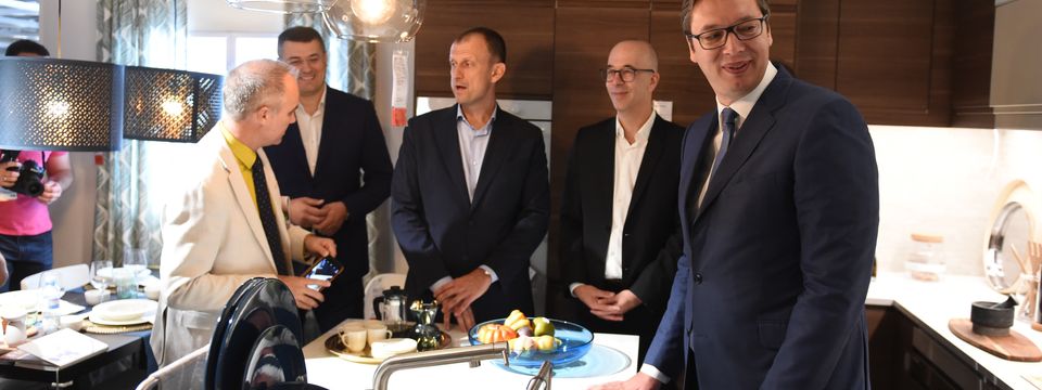 tan2017-8-10_9512334_0.jpg