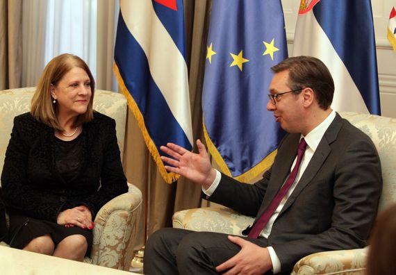 Sastanak predsednika Vučića sa ambasadorkom Republike Kube Adelom Majrom Ruiz Garsijom, Foto Tanjug, Sava Radovanović