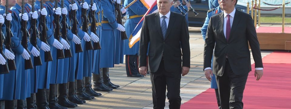tan2017-12-6_102428268_1.jpg