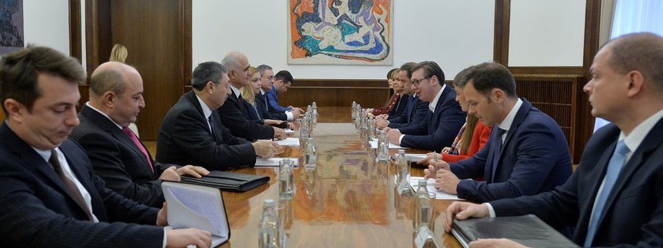 tan2018-12-7_918843_0.jpg
