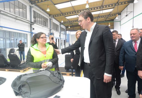 Predsednik Vučić u obilasku Jablaničkog okruga