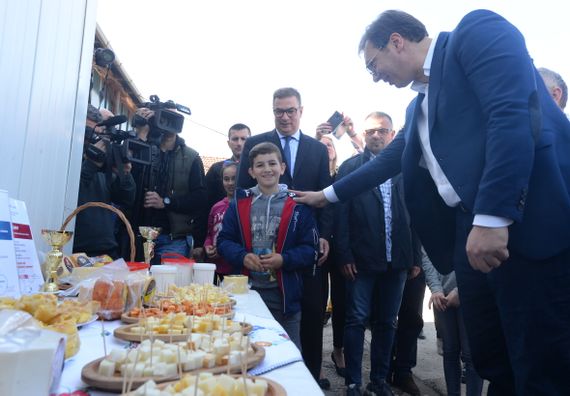 Predsednik Vučić obišao Srednjebanatski okrug u okviru kampanje 