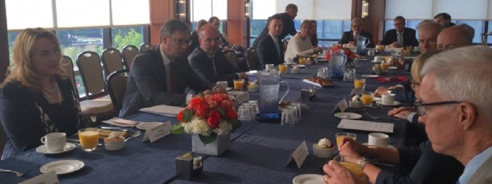 Председник Вучић са представницима америчког Пословног савета за међународно разумевање