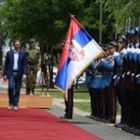 Predsednik Vučić "Hamvijem" obišao kasarnu u Pančevu