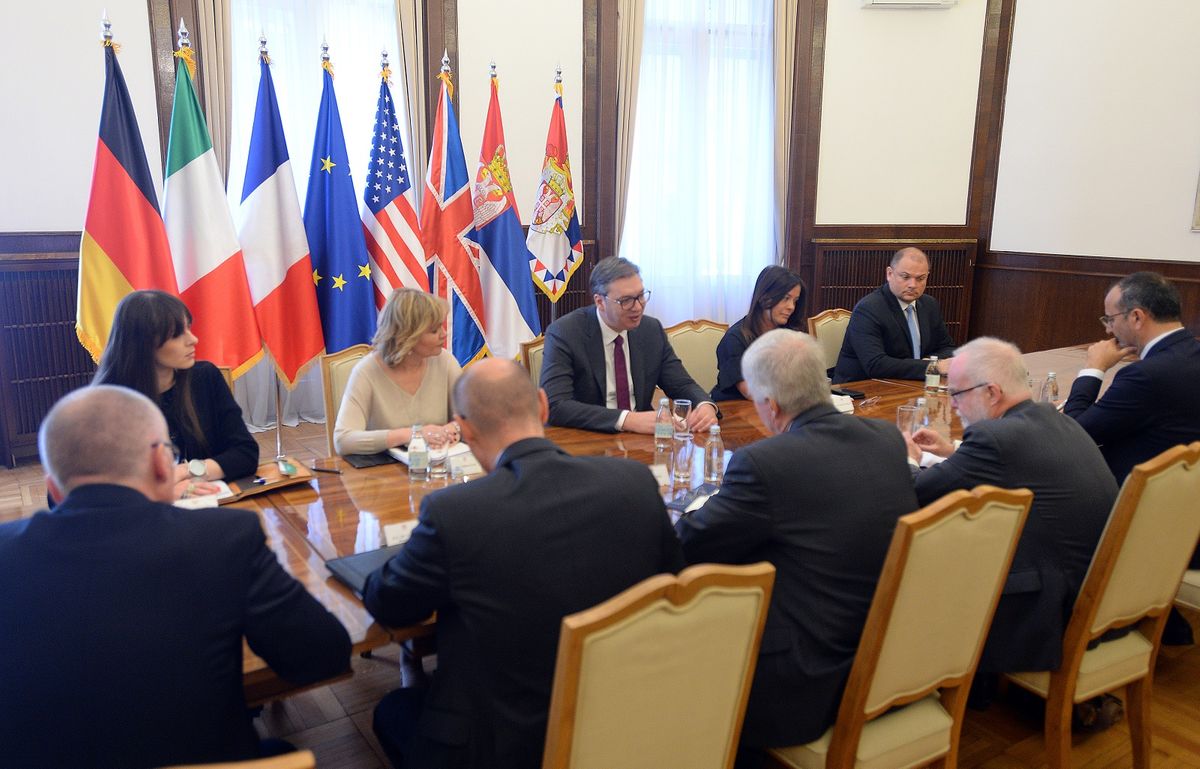 Sastanak sa ambasadorima zemalja Kvinte Sastanak sa ambasadorima zemalja Kvinte