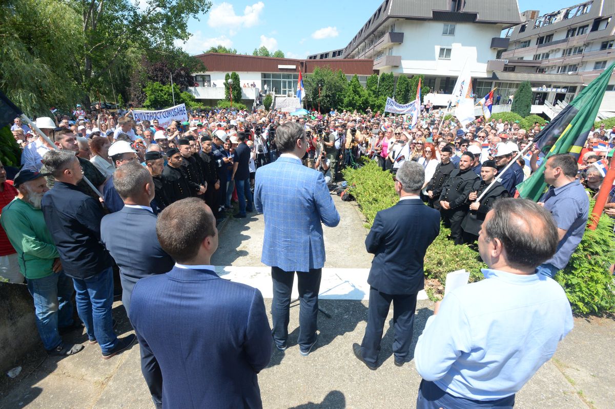 Predsednik Republike Srbije Aleksandar Vučić obilaskom Zaječarskog okruga nastavio je kampanju 