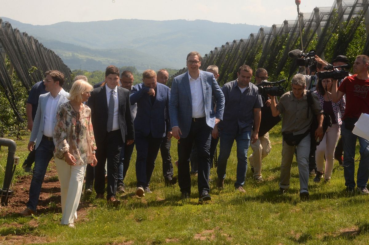 Predsednik Vučić obišao Zaječarski okrug u okviru kampanje Predsednik Vučić obišao Zaječarski okrug u okviru kampanje