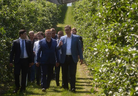 Председник Вучић обишао Зајечарски округ у оквиру кампање 