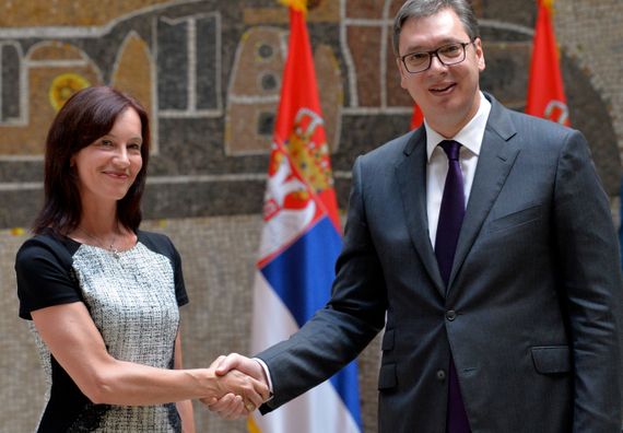 Predsednik Vučić primio akreditivna pisma novoimenovanih ambasadora