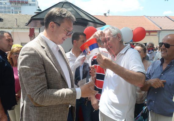 Predsednik Vučić obišao Zapadnobački okrug u okviru kampanje "Budućnost Srbije"