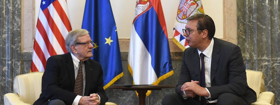 Председник Републике Србије Александар Вучић разговарао је данас са Дејвидом Вујићем, последњим из групе Американаца српског порекла, који су радили на свемирском програму Аполо