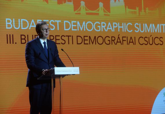 Predsednik Vučić učestvovao je na Trećem demografskom samitu u Budimpešti