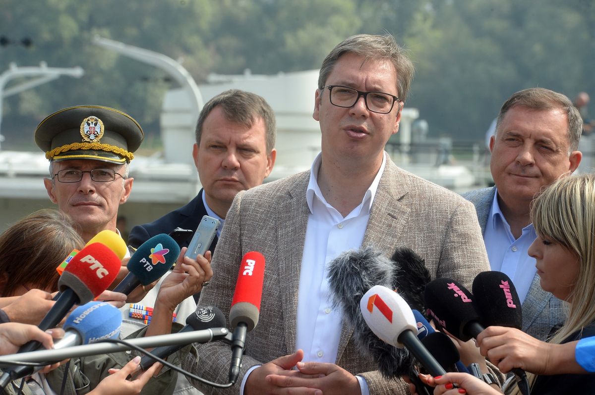 Predsednik Vučić prisustvovao Združenoj taktičkoj vežbi “BEGEJ 2019”