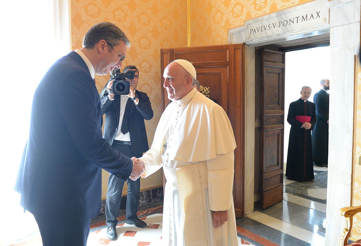 Predsednik Vučić sastao se sa Njegovom svetošću papom Franciskom