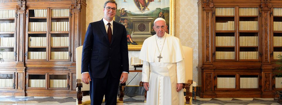 Predsednik Vučić sastao se sa Njegovom svetošću papom Franciskom