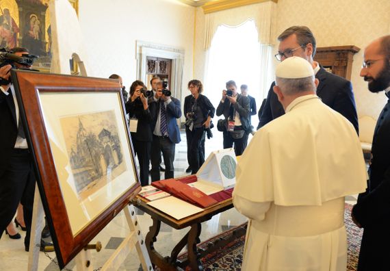 Председник Вучић састао се са Његовом светошћу папом Франциском