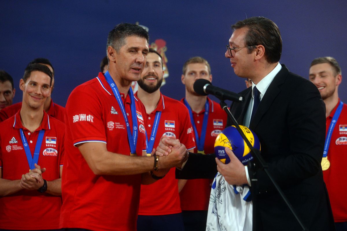Predsednik Vučić primio mušku odbojkašku reprezentaciju Srbije