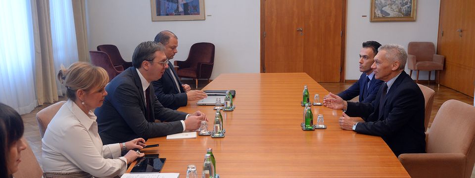 Председник Вучић састао се са амбасадором Руске Федерације