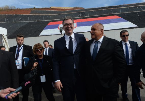 Predsednik Vučić prisustvovao svečanom puštanju saobraćaja na istočnom kraku Koridora 10