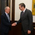 Председник Вучић састао се са амбасадором Републике Француске