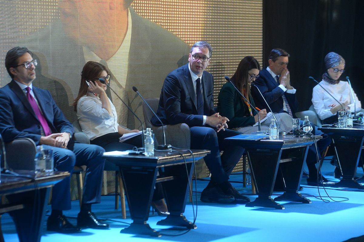 President Vučić at the fourth Regional Youth Leadership Forum