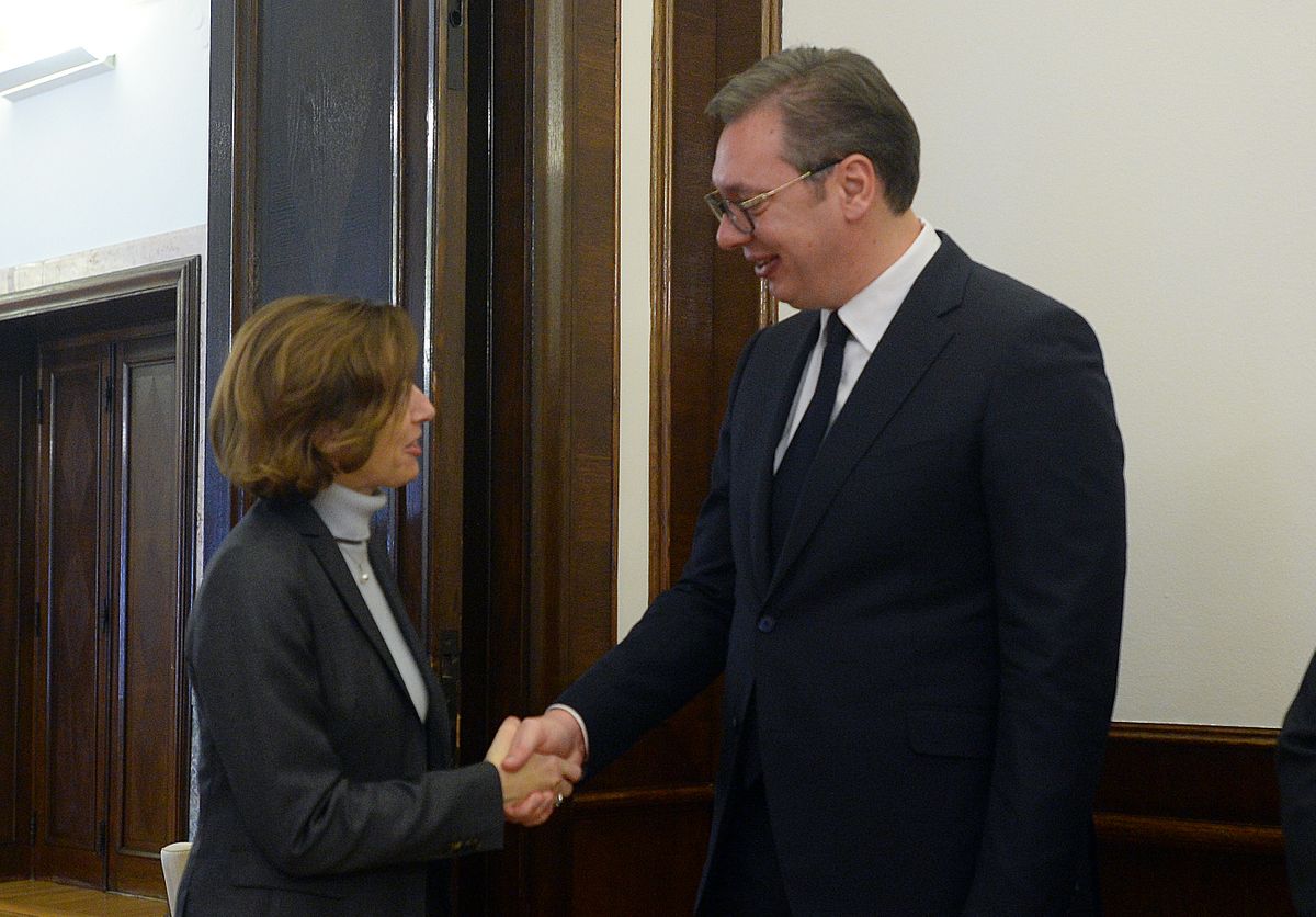 Председник Вучић састао се са са министарком одбране Француске Републике