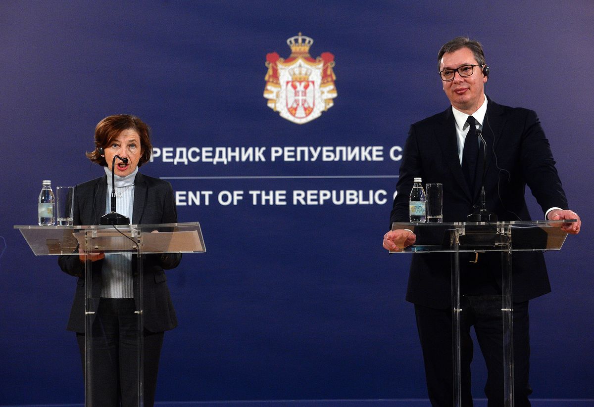 Predsednik Vučić sastao se sa sa ministarkom odbrane Francuske Republike