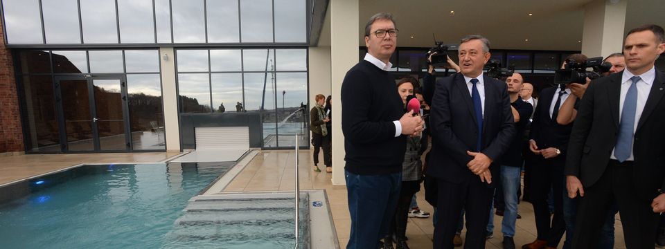 Predsednik Vučić obišao hotel "Fruške terme"