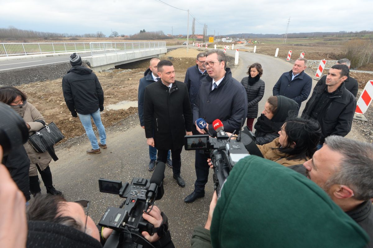 Predsednik Vučić obišao rekonstruisani put Velika Plana – Smederevska Palanka
