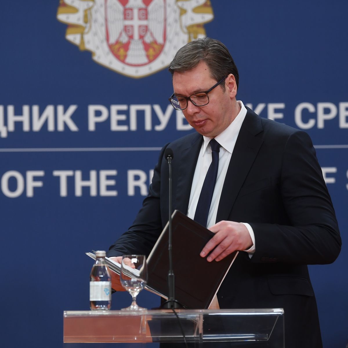 Predsednik Vučić predsedavao sastankom Kriznih štabova