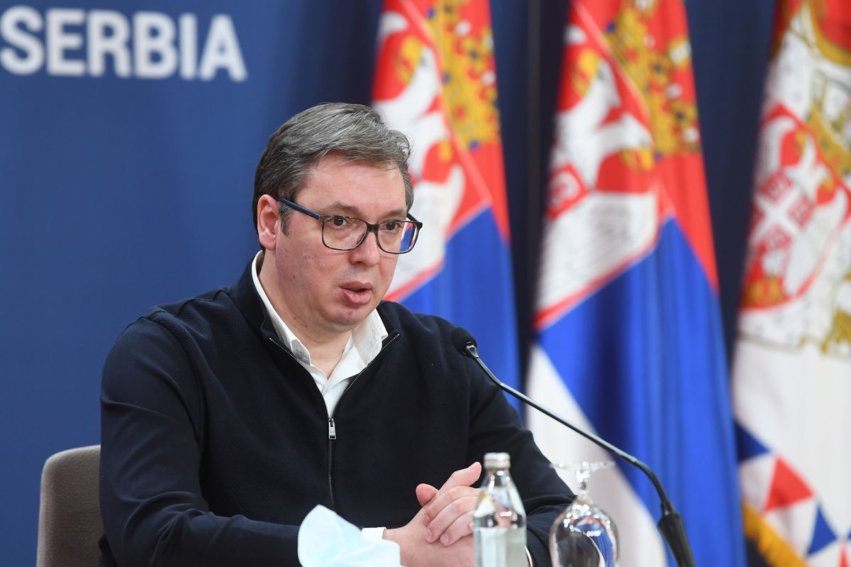 Obraćanje predsednika Vučića nakon sastanka sa članovima Kriznih štabova