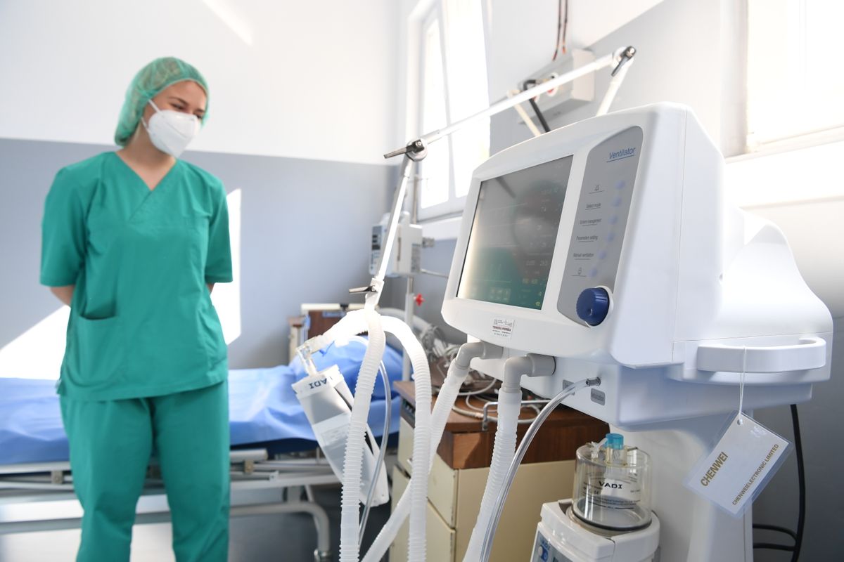 Predsednik Vučić prisustvovao otvaranju nove bolnice u Vojnomedicinskom centru „Karaburma“
