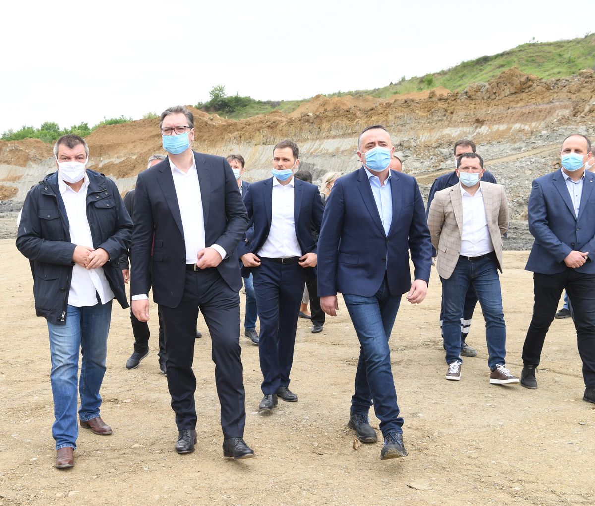Председник Вучић обишао новоотворени површински откоп Радљево-Север