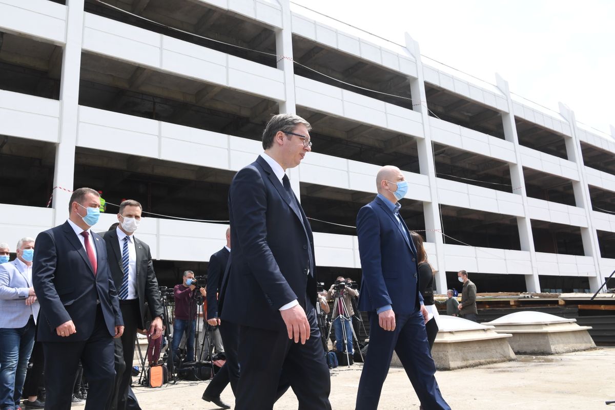 Predsednik Vučić obišao radove na rekonstrukciji Zdravstvenog centra Prokuplje