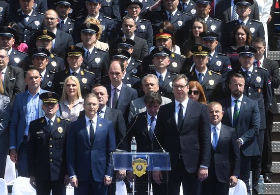 Predsednik Vučić prisustvovao centralnoj manifestaciji povodom obeležavanja Dana MUP i Dana policije