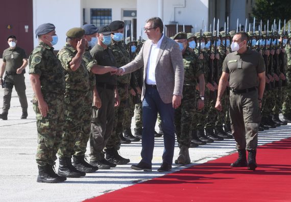 Predsednik Vučić prisustvovao prikazu sposobnosti dela jedinica Vojske Srbije