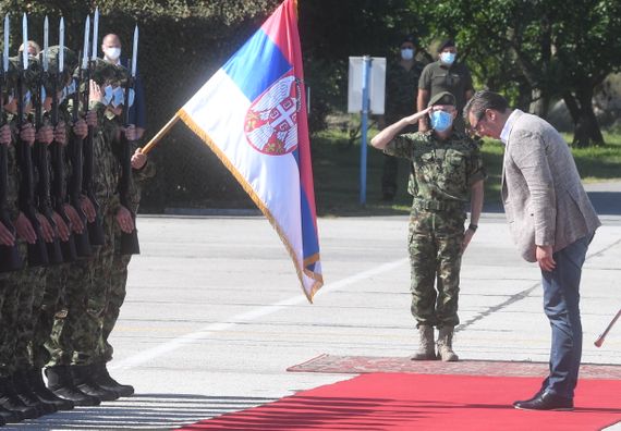 Predsednik Vučić prisustvovao prikazu sposobnosti dela jedinica Vojske Srbije