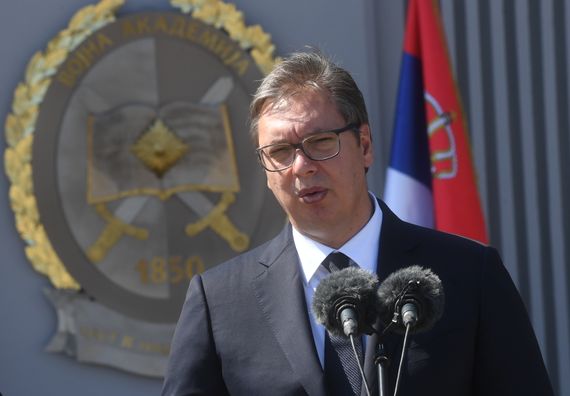 Predsednik Vučić prisustvovao svečanoj promociji najmlađih oficira Vojske Srbije