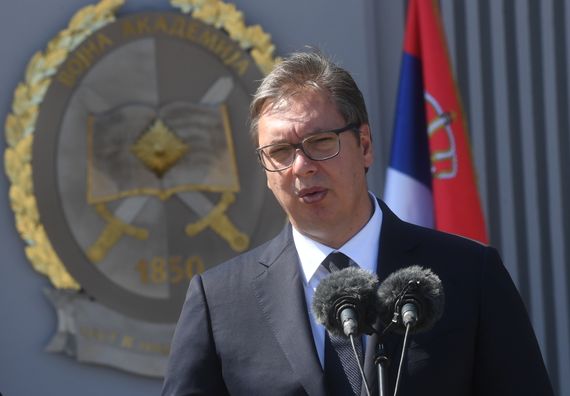 Predsednik Vučić prisustvovao svečanoj promociji najmlađih oficira Vojske Srbije