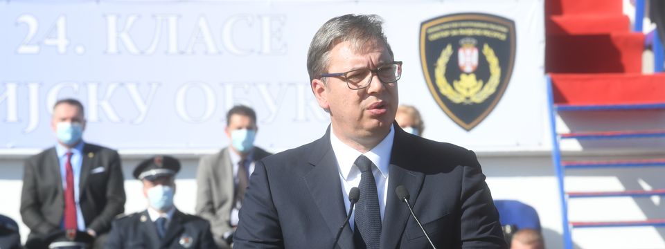 Predsednik Vučić prisustvovao svečanoj promociji 23. i 24. klase polaznika Centra za osnovnu policijsku obuku