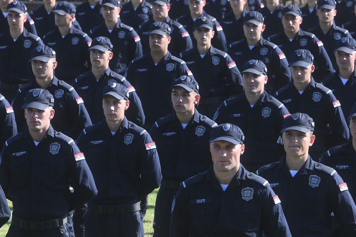 Председник Вучић присуствовao свечаној промоцији 23. и 24. класе полазника Центра за основну полицијску обуку