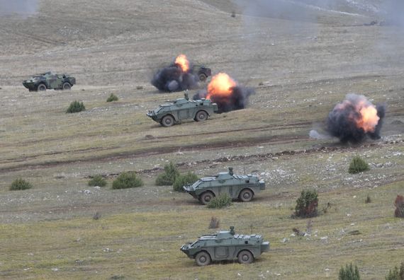 Председник Вучић присуствовао тактичкој вежби  Војске Србије „Садејство 2020“