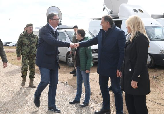 Председник Вучић присуствовао тактичкој вежби  Војске Србије „Садејство 2020“