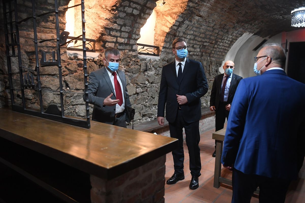 Predsednik Vučić prisustvovao svečanom otvaranju kuće bana Josipa Jelačića