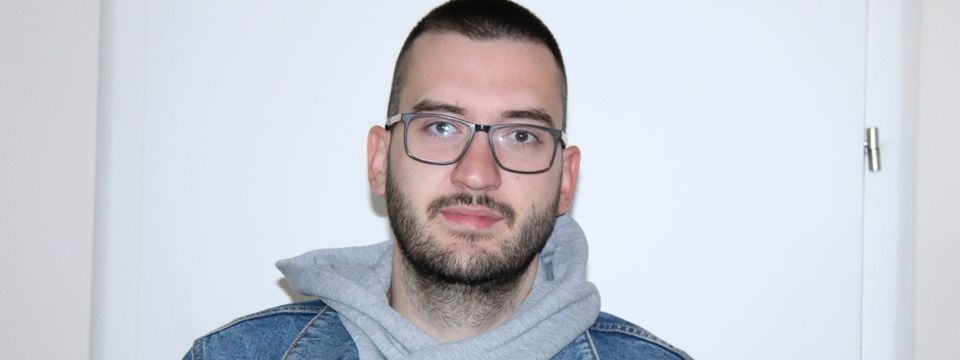 Млади доктор за пример