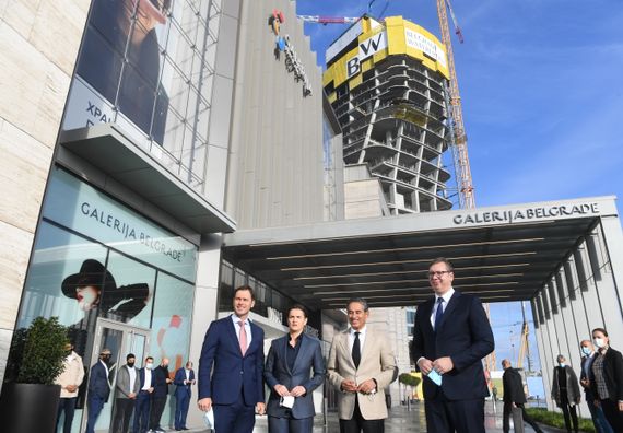 Predsednik Vučić prisustvovao otvaranju objekta Galerija Belgrade u okviru projekta Beograd na vodi