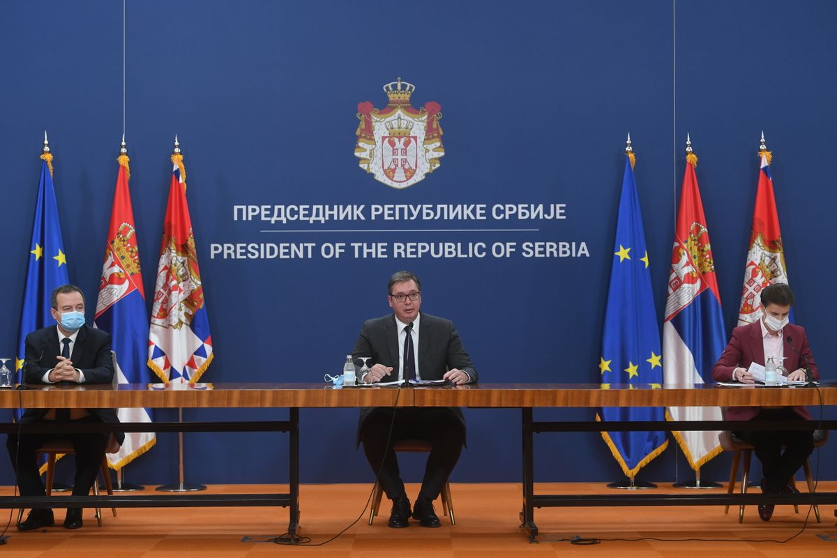 Председник Вучић  присуствовао је седници Владе Републике Србије