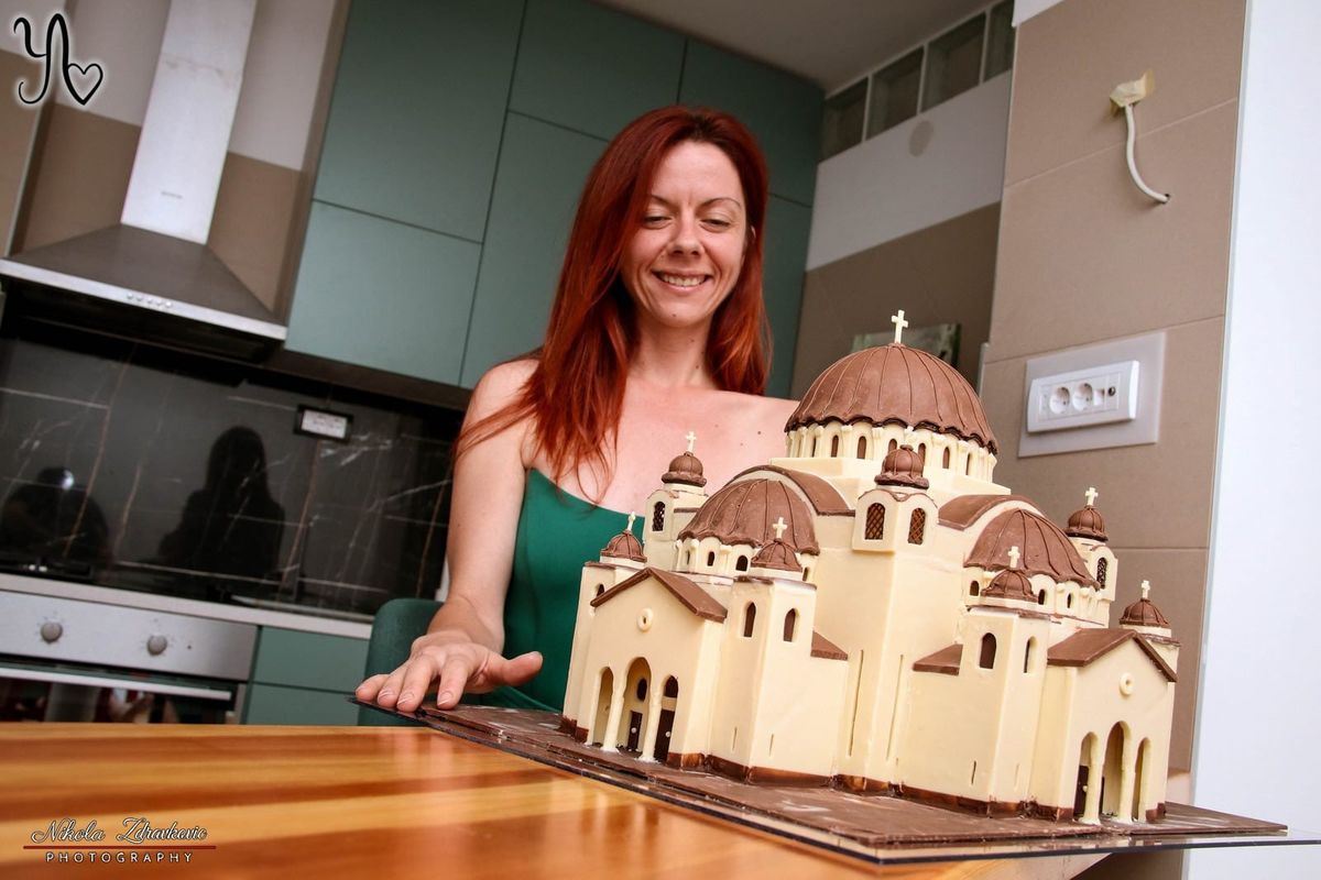 Љубав према људима у коцкици чоколаде Љубав према људима у коцкици чоколаде